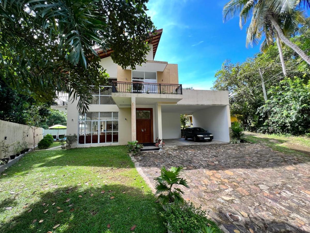Villa Siri Tropical Retreat Hikkaduwa Exterior foto